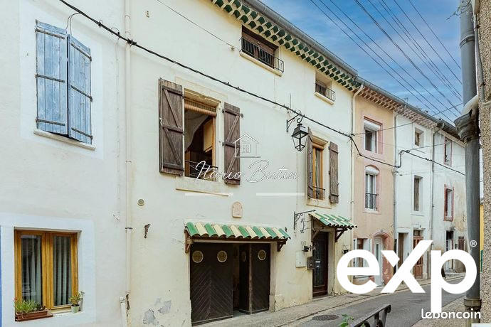 Maison - 238 m² - 9 pièces