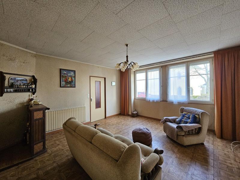 Maison - 217 m² - 8 pièces