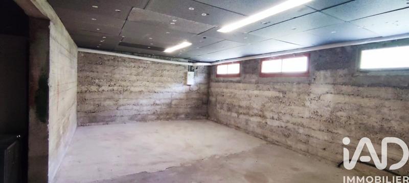 Maison - 100 m² - 9 pièces