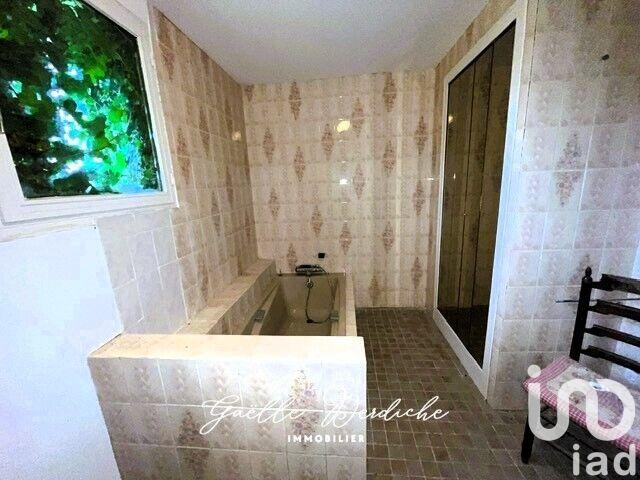 Maison - 174 m² - 7 pièces