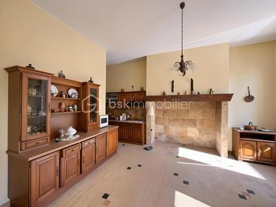 Maison de village - 207 m² - 8 pièces