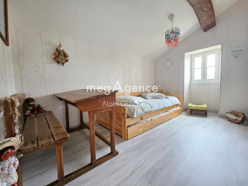 Maison - 295 m² - 8 pièces