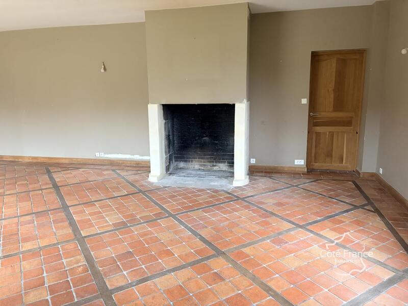 Maison de village - 330 m² - 10 pièces