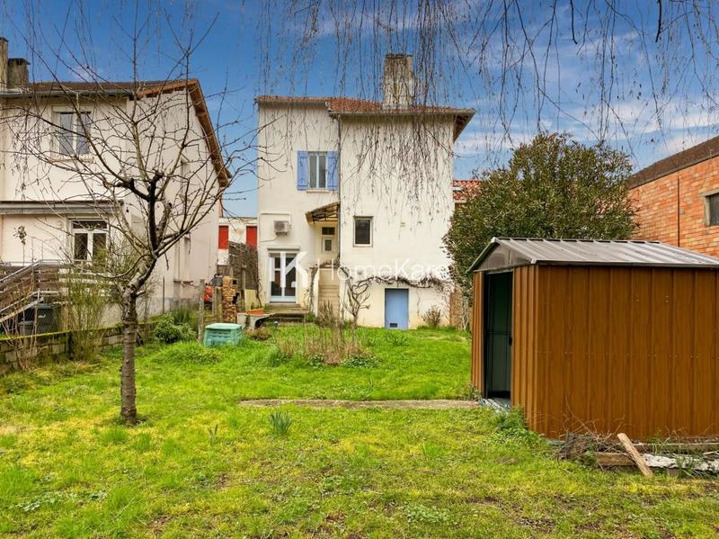 Maison de ville - 100 m² - 5 pièces