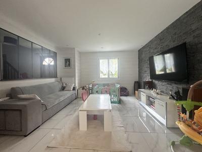 Maison - 125 m² - 7 pièces