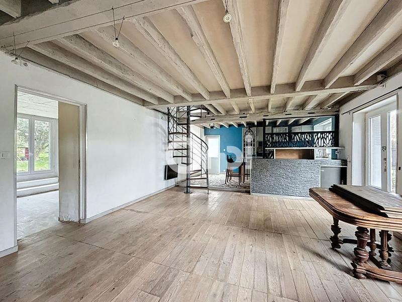 Maison - 98 m² - 4 pièces