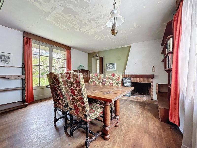 Propriété - 150 m² - 8 pièces