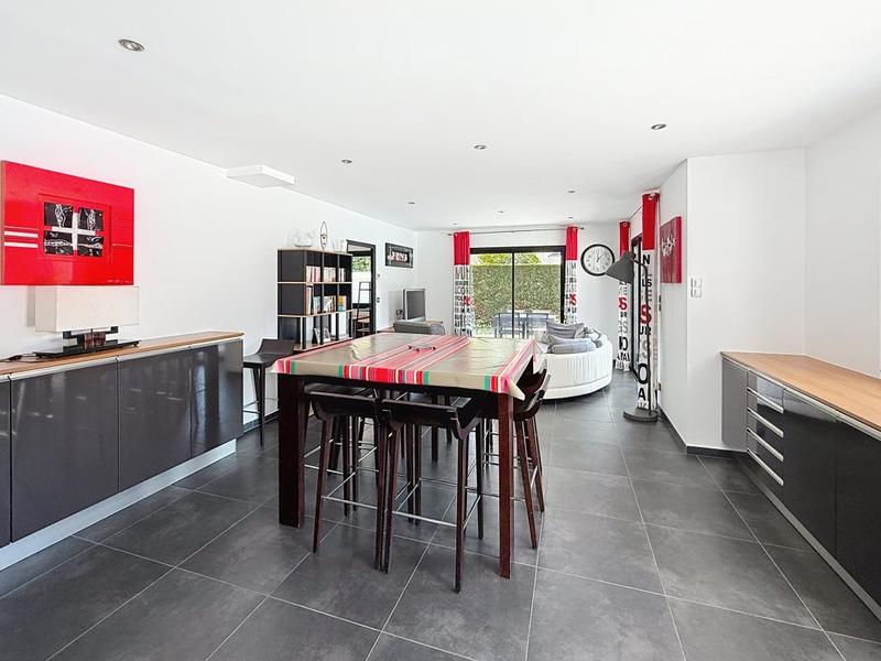 Maison - 130 m² - 5 pièces