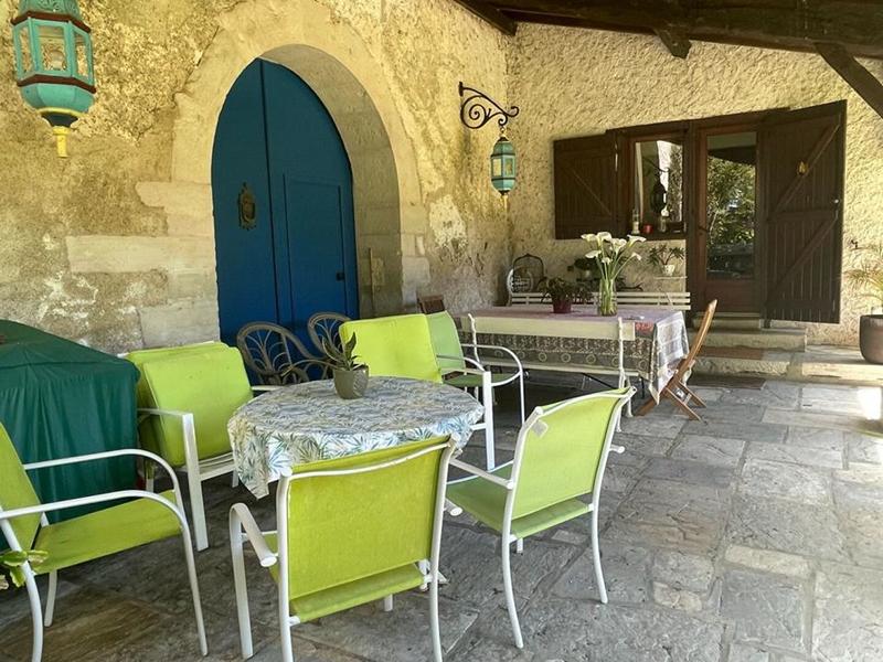 Demeure - 670 m² - 20 pièces