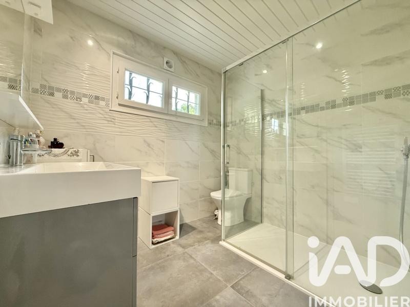 Maison - 94 m² - 5 pièces