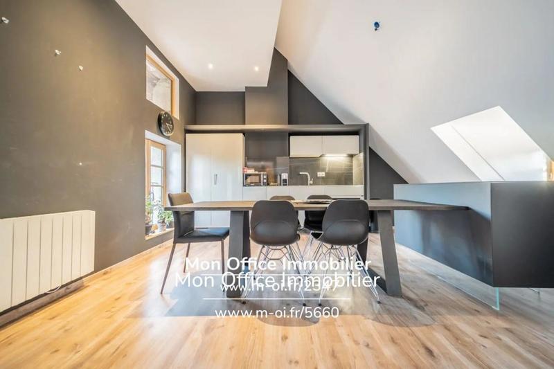 Studio - 134 m² - 5 pièces