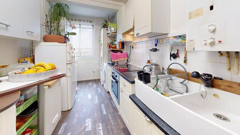 Appartement - 80 m² - 5 pièces