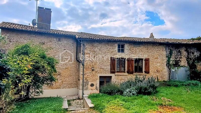 Maison en pierre - 177 m² - 6 pièces