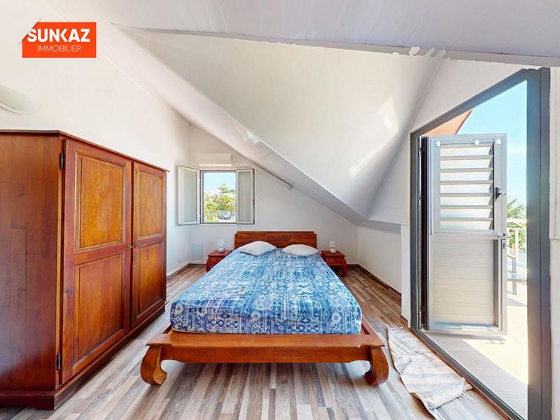 Maison - 159 m² - 9 pièces