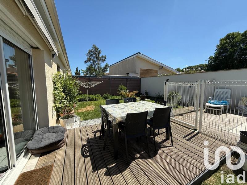 Maison - 90 m² - 4 pièces