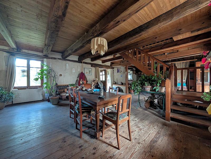 Maison - 200 m² - 5 pièces