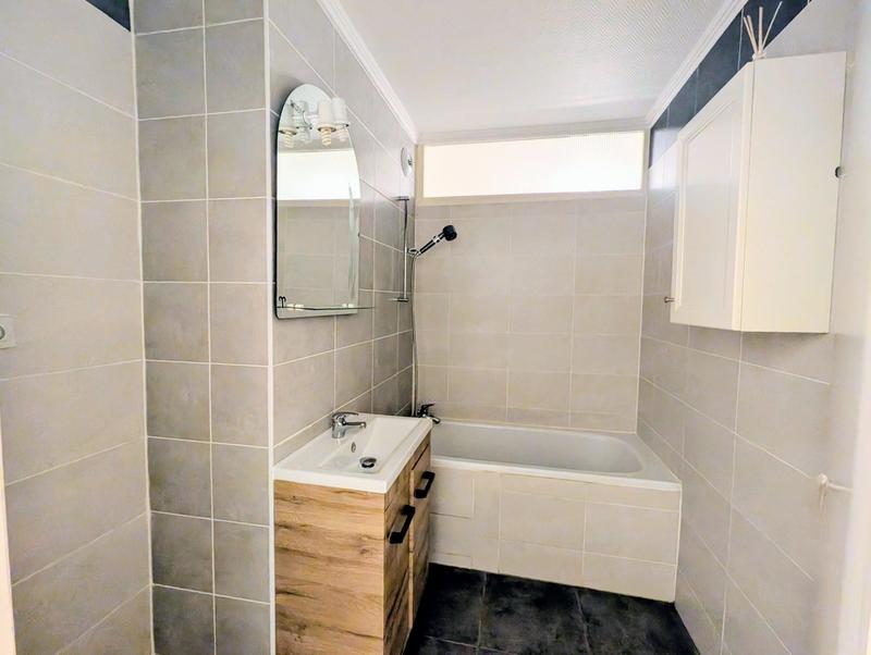 Appartement - 96 m² - 5 pièces