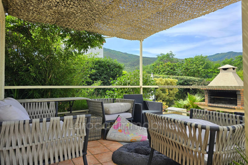 Villa - 167 m² - 6 pièces