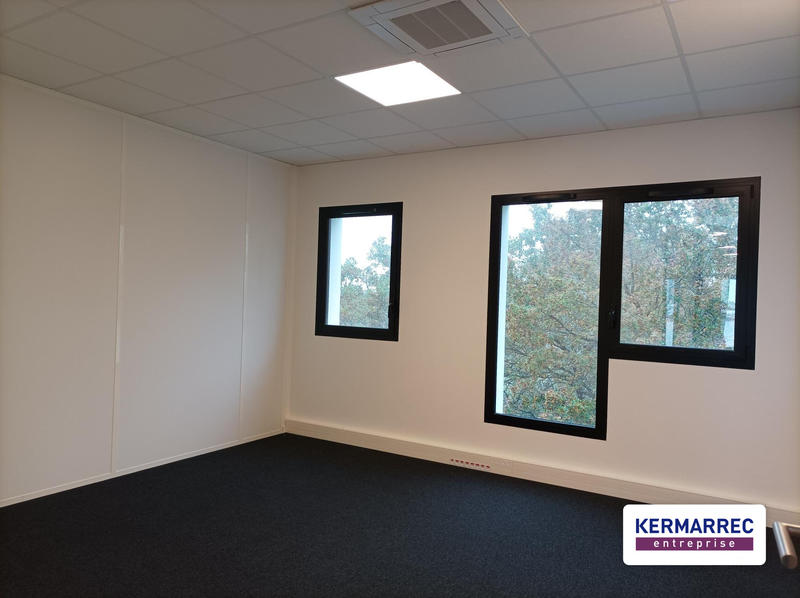 Bureau - 153 m² - 5 pièces