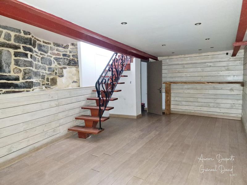 Maison - 138 m² - 4 pièces