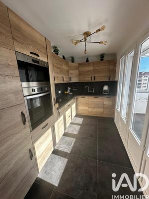 Appartement - 67 m² - 3 pièces