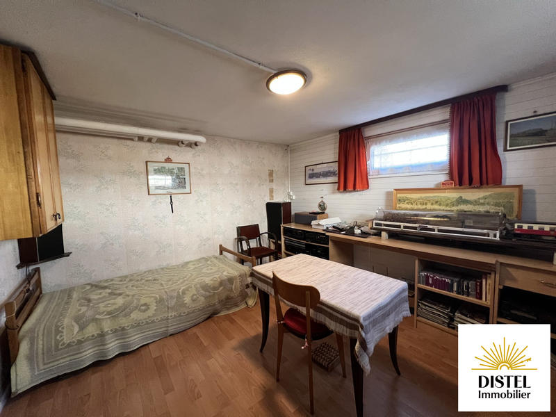 Maison - 98 m² - 6 pièces