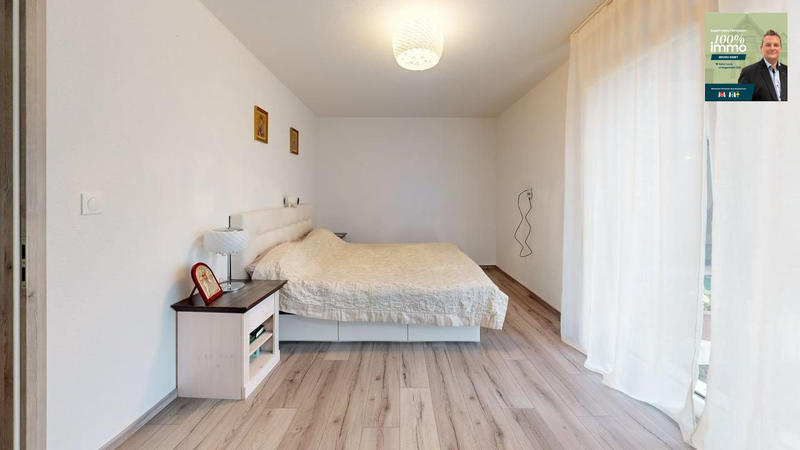 Maison - 250 m² - 7 pièces