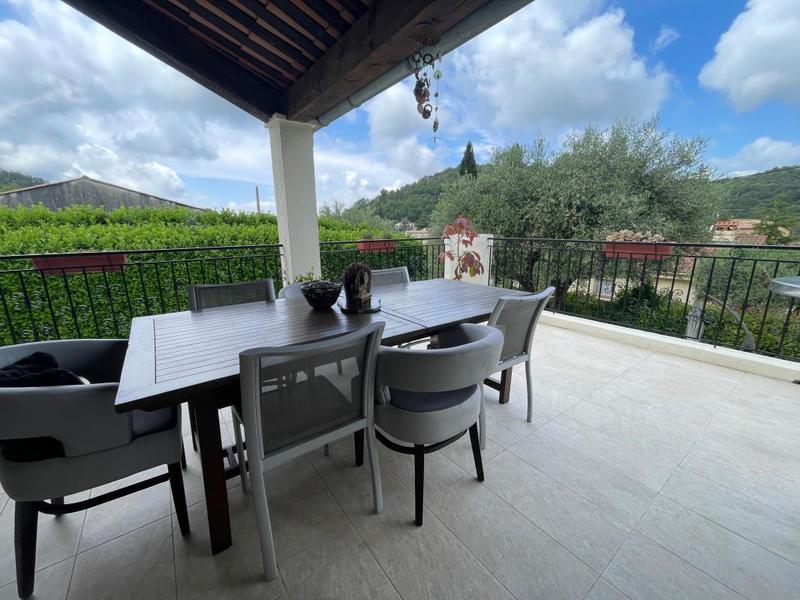 Maison - 178 m² - 7 pièces