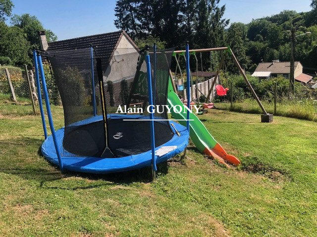 Maison traditionnelle - 96 m² - 5 pièces