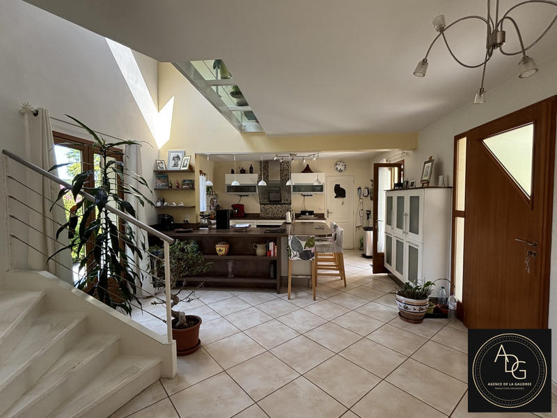 Villa - 170 m² - 6 pièces