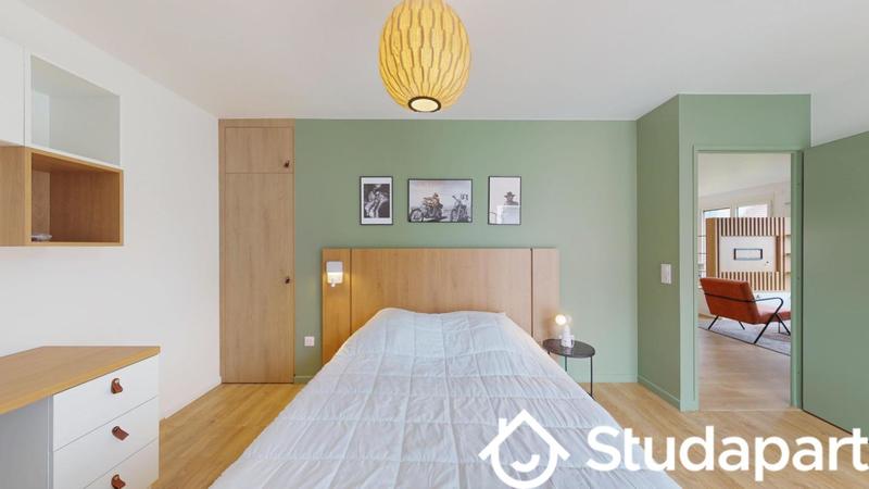 Chambre - 55 m² - 1 pièce