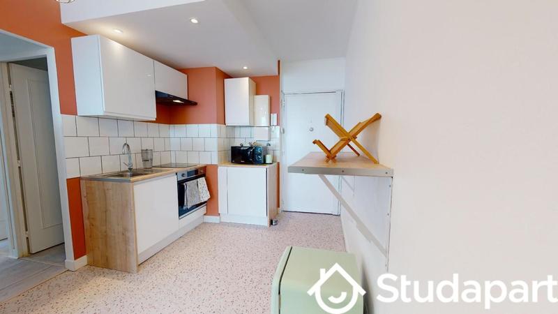 Chambre - 11 m² - 1 pièce