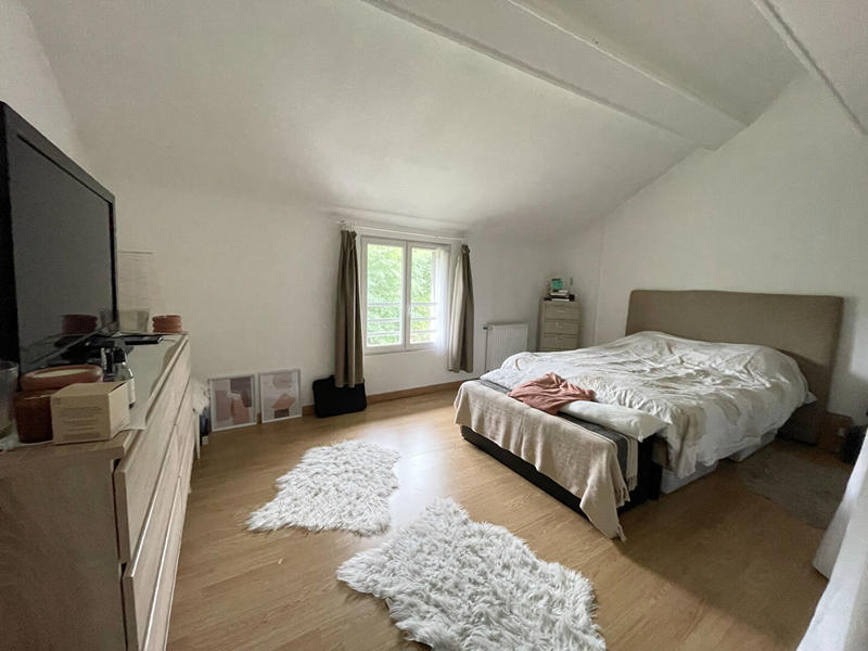 Appartement - 111 m² - 4 pièces