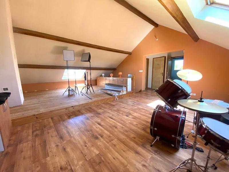 Maison - 147 m² - 6 pièces