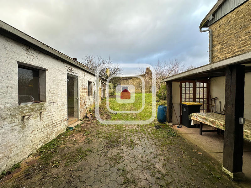 Maison - 202 m² - 6 pièces