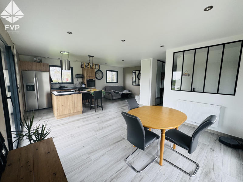 Maison - 89 m² - 4 pièces