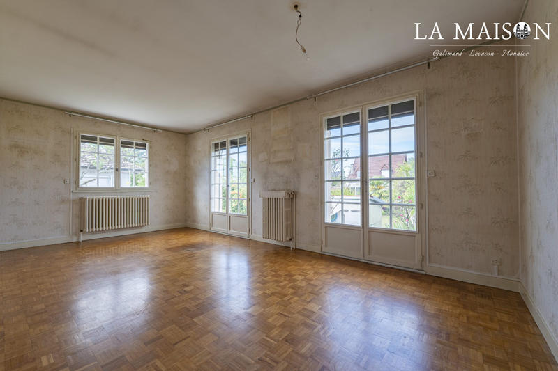 Maison - 120 m² - 6 pièces