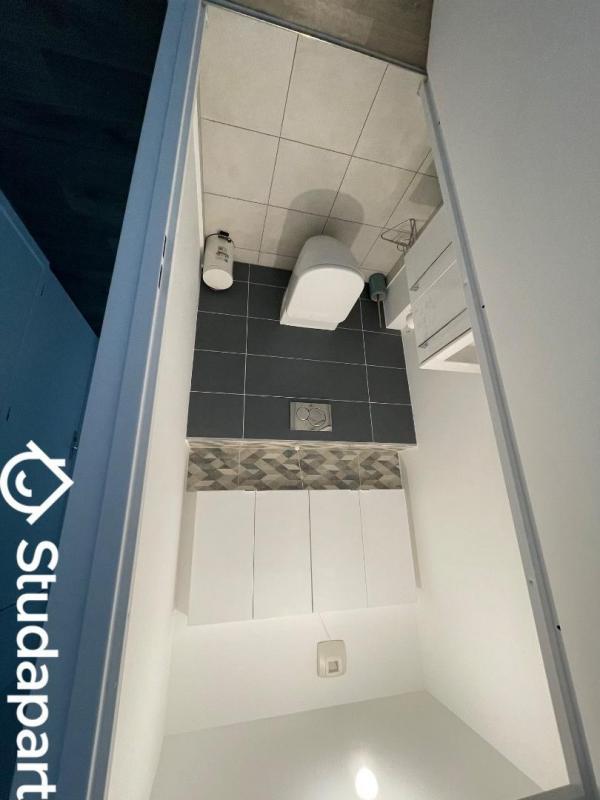 Chambre - 9 m² - 1 pièce