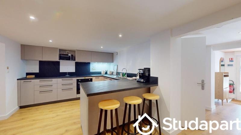 Chambre - 10 m² - 1 pièce