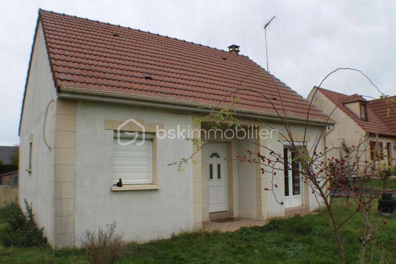 Maison - 93 m² - 5 pièces