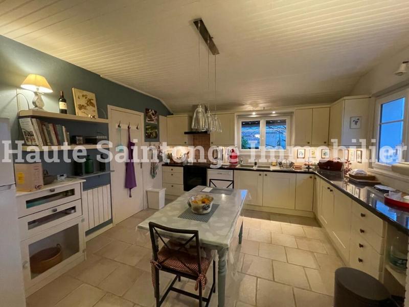 Maison de village - 102 m² - 5 pièces