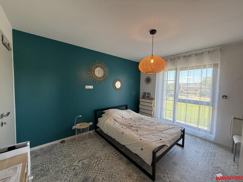 Maison - 210 m² - 7 pièces