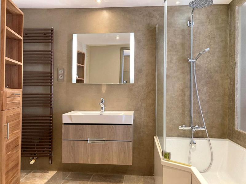 Maison - 250 m² - 7 pièces