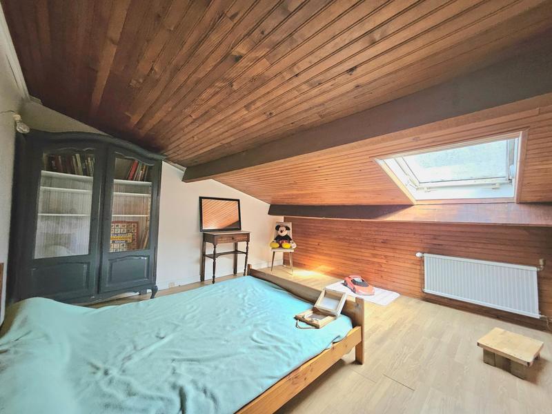 Maison - 200 m² - 10 pièces