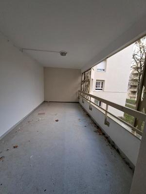 Appartement - 98 m² - 5 pièces