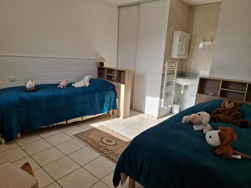 Maison - 186 m² - 6 pièces