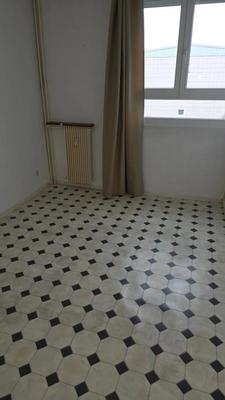 Appartement - 75 m² - 5 pièces