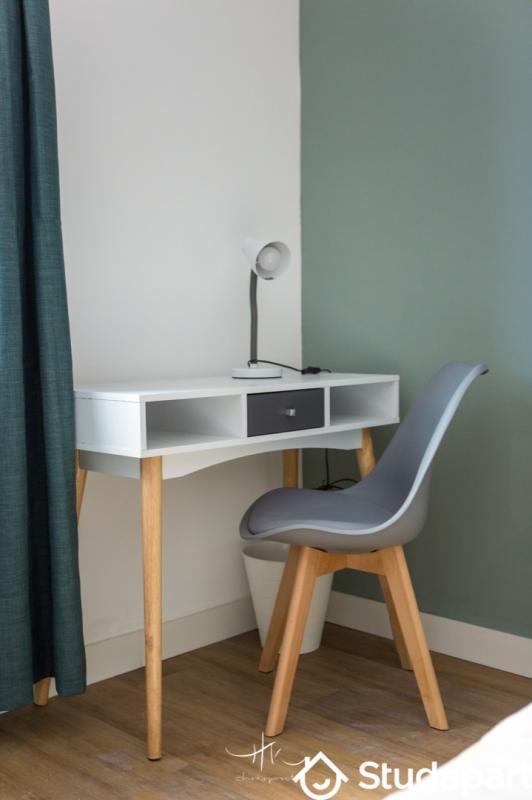 Chambre - 12 m² - 1 pièce