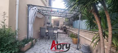 Maison - 169 m² - 6 pièces