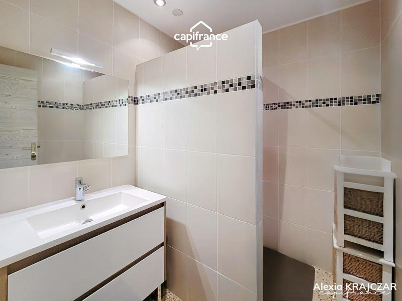 Maison traditionnelle - 139 m² - 4 pièces